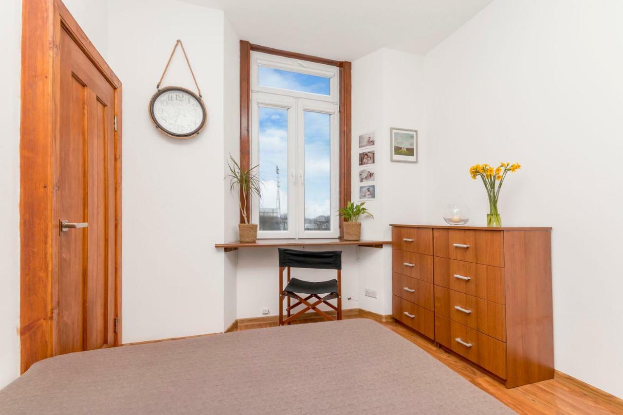 Beautiful Holyrood Park Apartment Edinburgh Eksteriør bilde