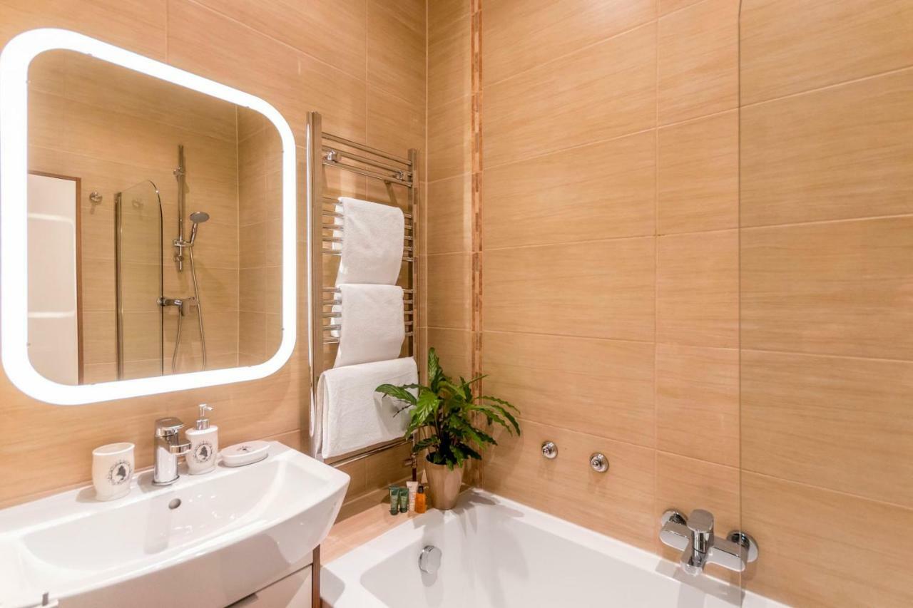 Beautiful Holyrood Park Apartment Edinburgh Eksteriør bilde